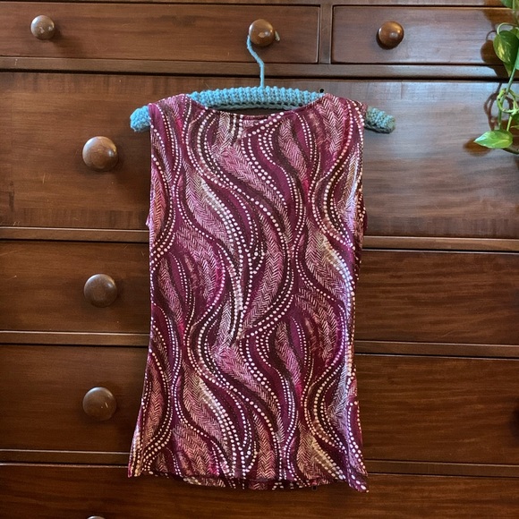 🌺NWT vintage pattern sleeveless blouse 🌺 - Picture 8 of 9